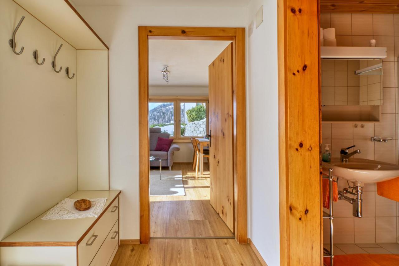 Chasa Plajet Apartment Ramosch Bagian luar foto
